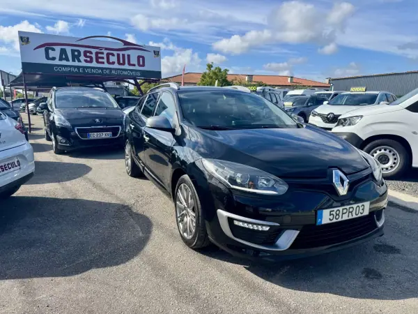 Renault Mégane Sport Tourer 2015 - 11750 EUR, 176509 km - AUTO.MOTO.pt - 176509km - foto 3 de 31