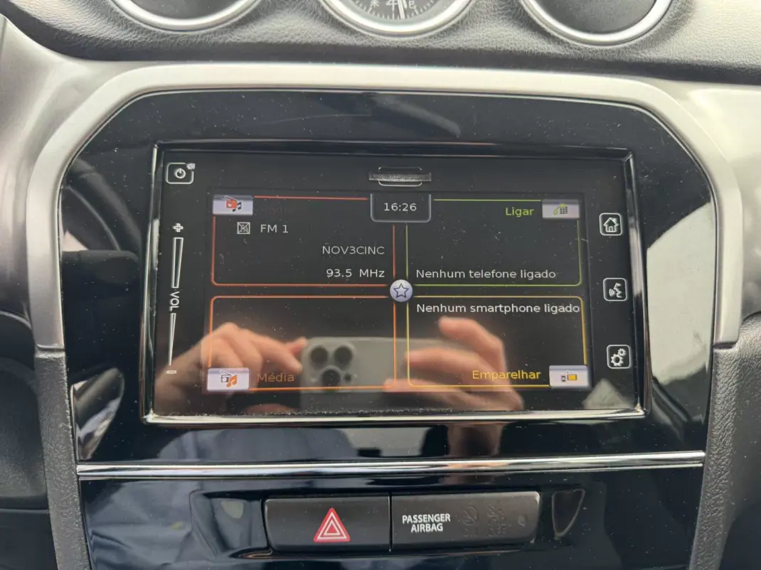 Suzuki Vitara 2019 - 15990 EUR, 77000 km - AUTO.MOTO.pt - 77000km - foto 27 de 32