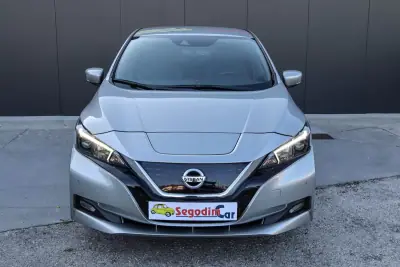 Nissan Leaf 2022 - 16500 EUR, 48298 km - AUTO.MOTO.pt - 48298km - foto 2 de 37