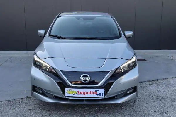 Nissan Leaf 2022 - 16500 EUR, 48298 km - AUTO.MOTO.pt - 48298km - foto 2 de 37
