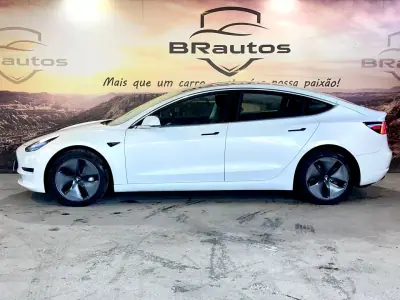 Tesla Model 3 2019 — photo 4 of 24