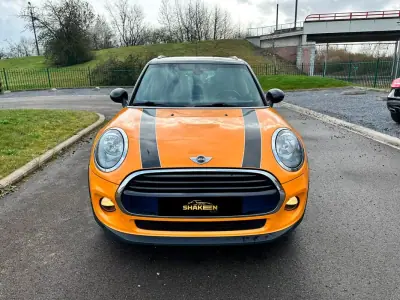 MINI 5 Portas 2016 - 13450 EUR, 151842 km - AUTO.MOTO.pt - 151842km - foto 2 de 10