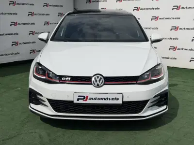 Volkswagen Golf 2018 - 26990 EUR, 148000 km - AUTO.MOTO.pt - 148000km - foto 4 de 15