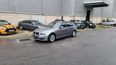 BMW 320 2010 - 12890 EUR, 157813 km - AUTO.MOTO.pt - 157813km - foto 10 de 41