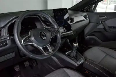 Renault Captur 2025 - 22900 EUR, 28448 km - AUTO.MOTO.pt - 28448km - foto 5 de 23