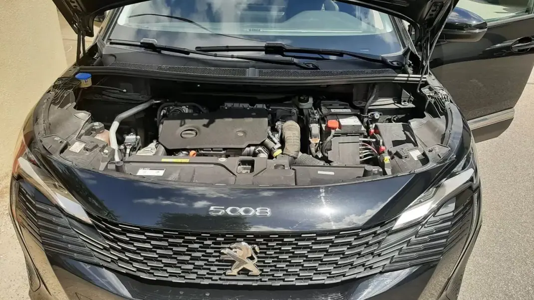 Peugeot 5008 2022 - 25490 EUR, 71410 km - AUTO.MOTO.pt - 71410km - foto 57 de 57