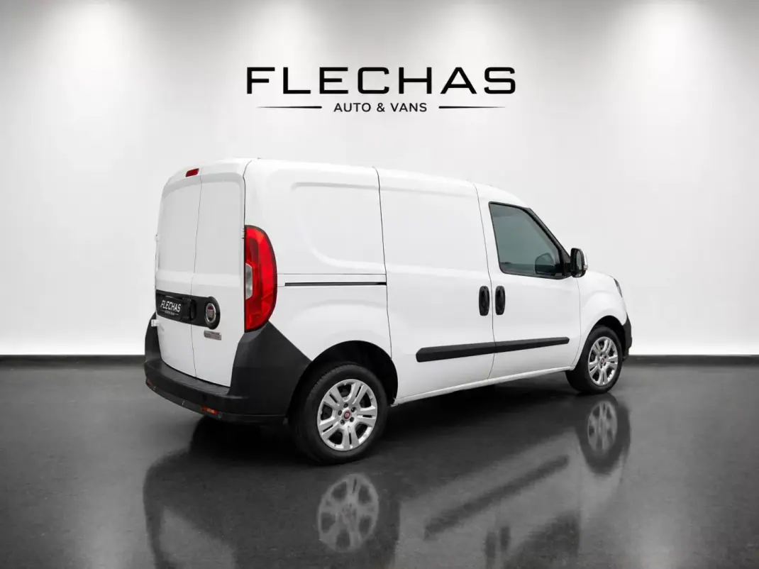 Fiat 2016 - 8000 EUR, 248000 km - AUTO.MOTO.pt - 248000km - foto 2 de 8