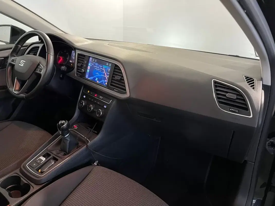 SEAT Leon ST 2019 - 11450 EUR, 182000 km - AUTO.MOTO.pt - 182000km - foto 14 de 34