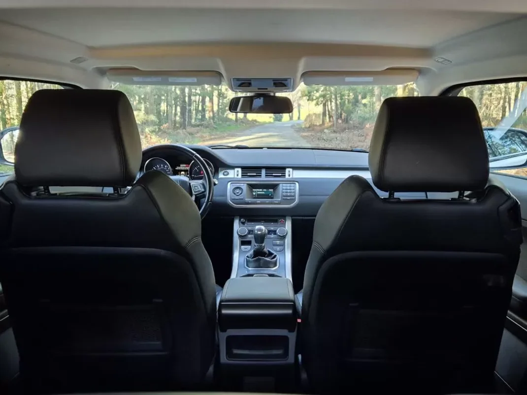 Land Rover Range Rover Evoque 2012 - 18900 EUR, 167000 km - AUTO.MOTO.pt - 167000km - foto 18 de 20