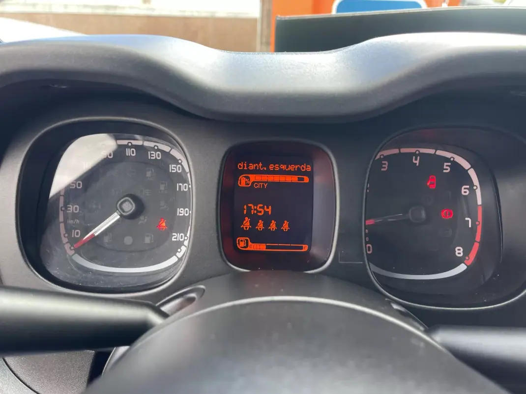 Fiat Panda 2023 - 10950 EUR, 53089 km - 53089km - foto 10 de 11