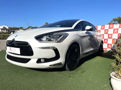 Citroën DS5 2013 - 8490 EUR, 255050 km - AUTO.MOTO.pt - 255050km - foto 5 de 20