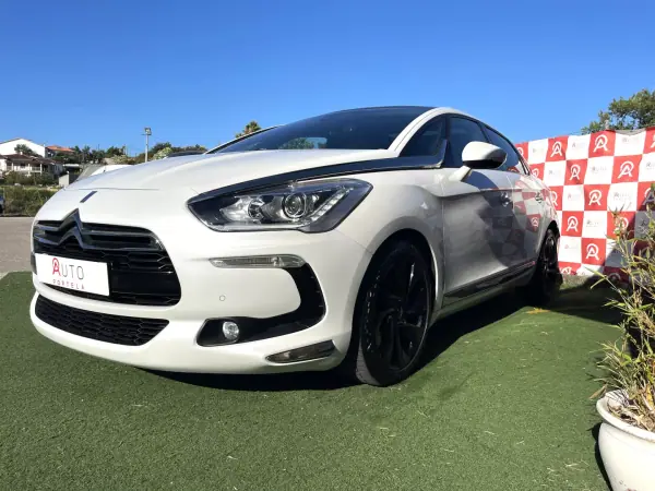 Citroën DS5 2013 - 8490 EUR, 255050 km - AUTO.MOTO.pt - 255050km - foto 5 de 20