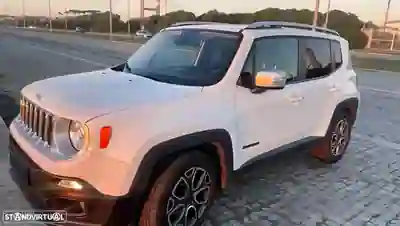 Jeep Renegade 2016 - 10400 EUR, 260000 km - AUTO.MOTO.pt - 260000km - foto 2 de 4