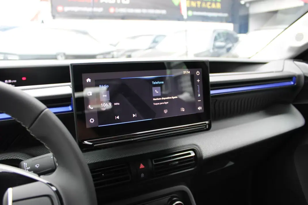 Citroën C3 2025 - 20900 EUR, 1769 km - AUTO.MOTO.pt - 1769km - foto 6 de 20