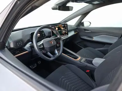 Cupra Born 2024 - 32400 EUR, 12000 km - AUTO.MOTO.pt - 12000km - foto 15 de 34