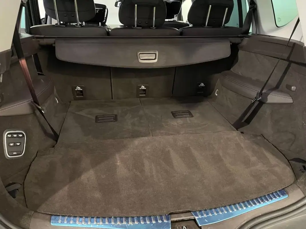 Renault Espace 2019 - 20750 EUR, 179000 km - AUTO.MOTO.pt - 179000km - foto 39 de 41