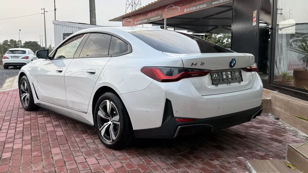 BMW i4 2022 - 1 EUR, 103000 km - AUTO.MOTO.pt - 103000km - foto 23 de 46
