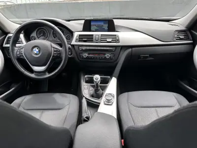 BMW 320 2013 - 13900 EUR, 280000 km - AUTO.MOTO.pt - 280000km - foto 28 de 64