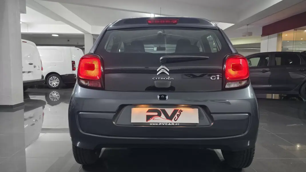 Citroën C1 2016 - 8990 EUR, 84000 km - AUTO.MOTO.pt - 84000km - foto 18 de 25