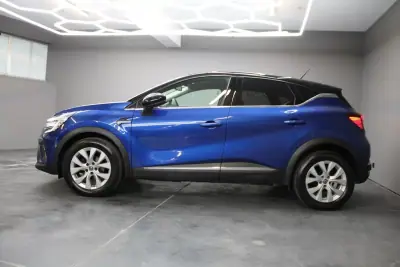 Renault Captur 2021 - 21500 EUR, 54000 km - AUTO.MOTO.pt - 54000km - foto 2 de 17