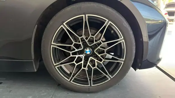 BMW 318 2014 - 10990 EUR, 307701 km - 307701km - foto 10 de 24