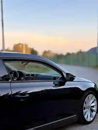 Volkswagen Scirocco 2010 — foto 4 de 8