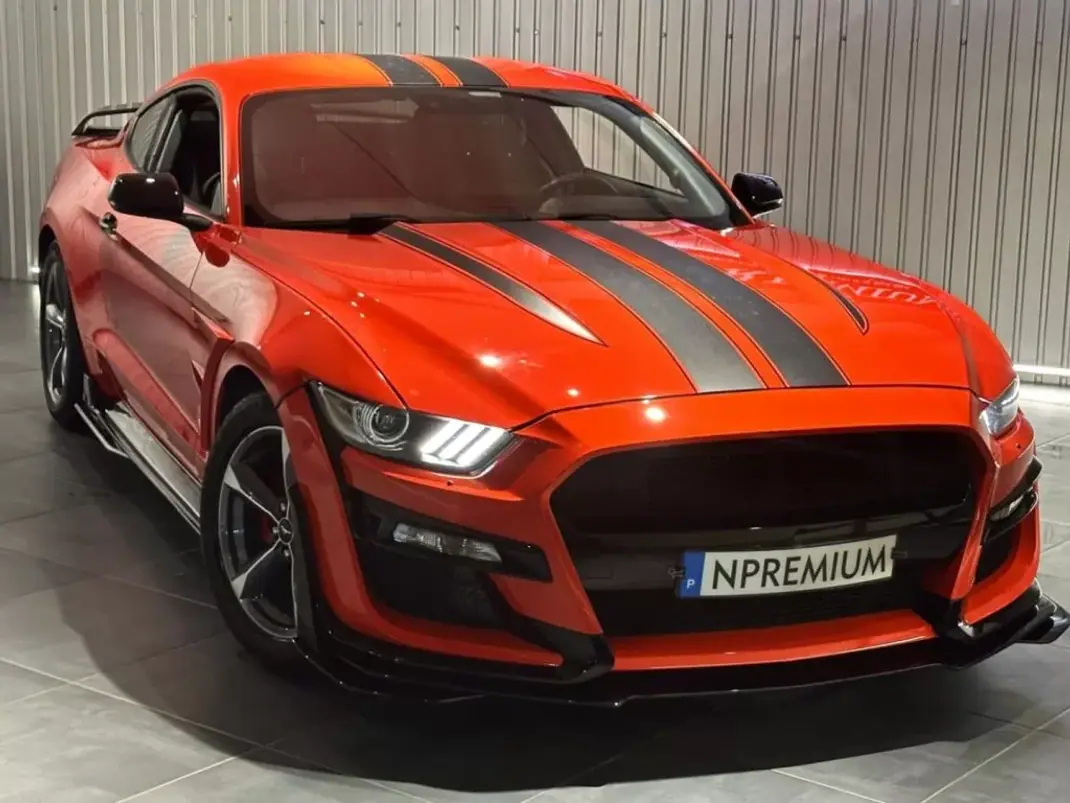 Ford Mustang 2015 - 49990 EUR, 122000 km - AUTO.MOTO.pt - 122000km - foto 19 de 54