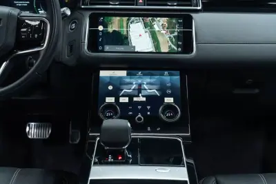 Land Rover Range Rover Velar 2025 - 55950 EUR, 51000 km - AUTO.MOTO.pt - 51000km - foto 22 de 60