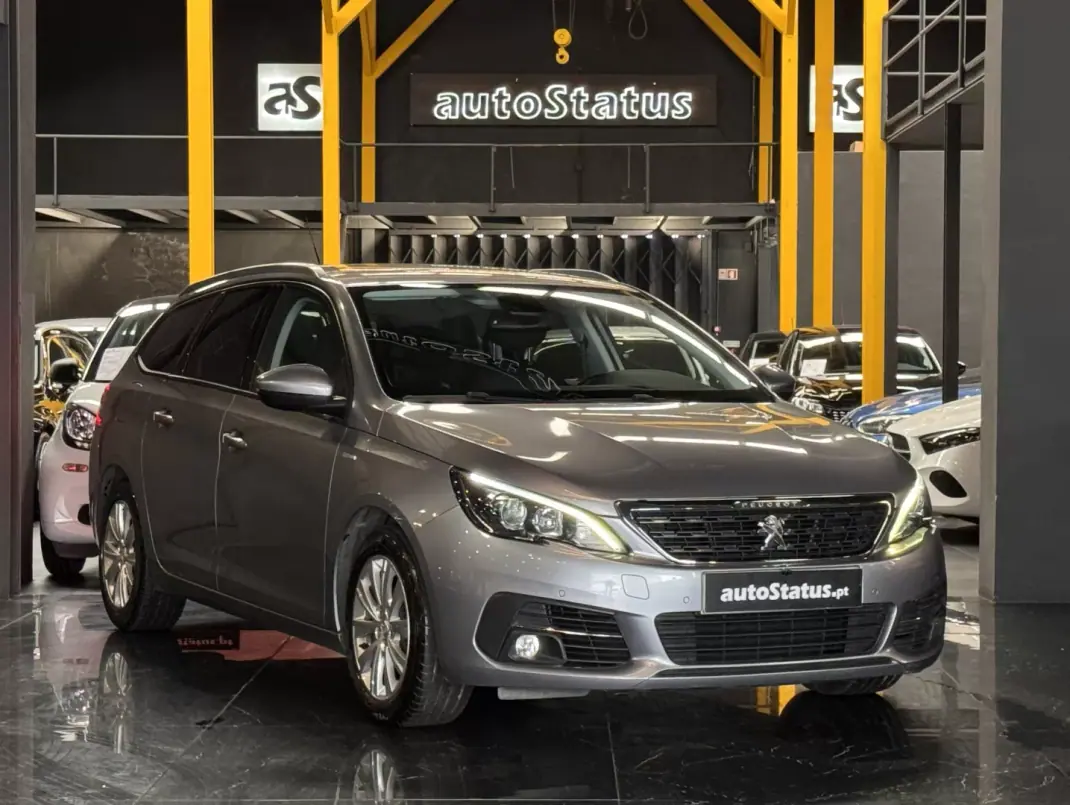 Peugeot 308 SW 2020 - 13490 EUR, 149900 km - AUTO.MOTO.pt - 149900km - foto 2 de 34