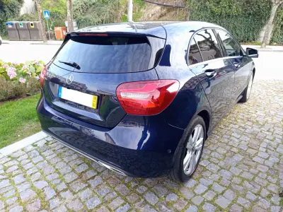 Mercedes-Benz A 180 2018 - 17990 EUR, 75772 km - AUTO.MOTO.pt - 75772km - foto 4 de 12