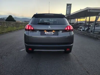 Peugeot 2008 2016 - 12990 EUR, 160000 km - AUTO.MOTO.pt - 160000km - foto 6 de 35