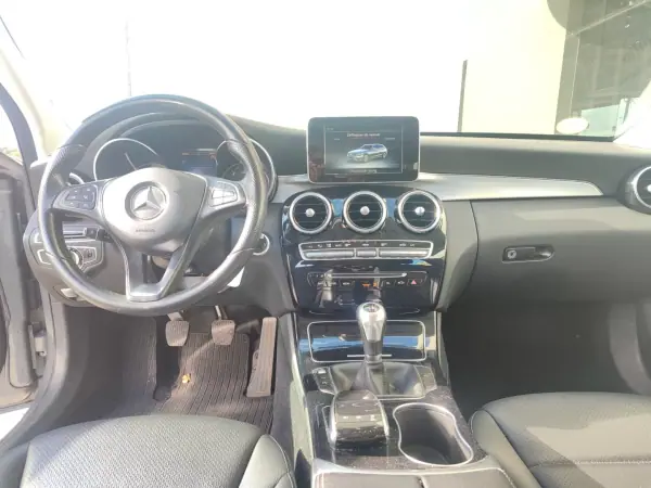 Mercedes-Benz C 180 2015 - 14990 EUR, 208711 km - AUTO.MOTO.pt - 208711km - foto 5 de 11