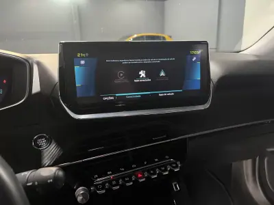 Peugeot e-2008 2020 - 18990 EUR, 50000 km - AUTO.MOTO.pt - 50000km - foto 14 de 51