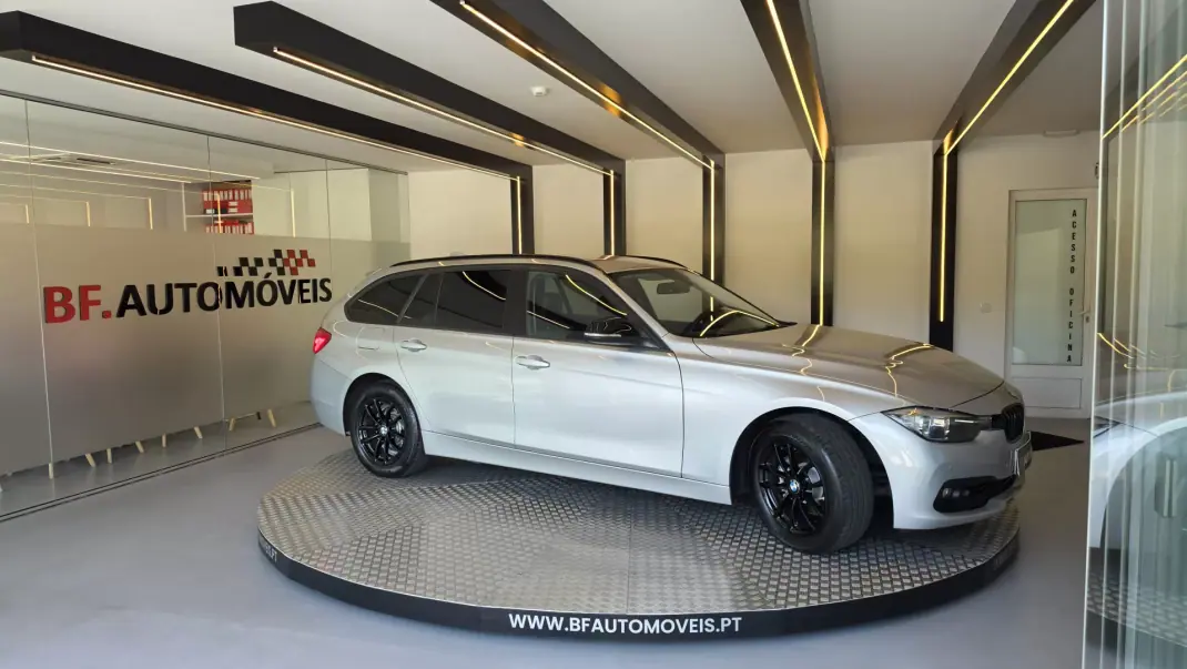 BMW 318 2017 - 17900 EUR, 165210 km - 165210km - foto 9 de 55