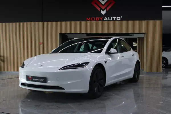 Tesla Model 3 2024 — foto 3 de 35