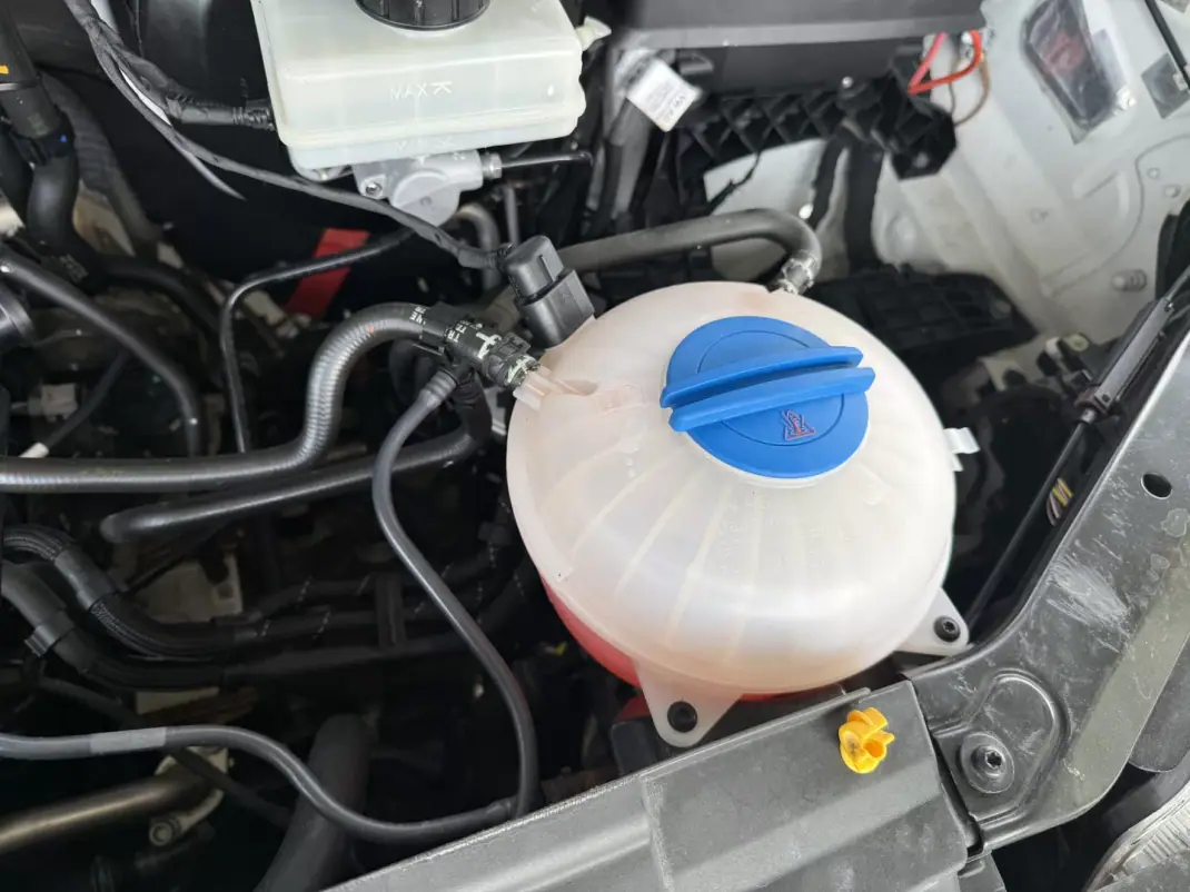 VW 2022 - 21949 EUR, 150000 km - AUTO.MOTO.pt - 150000km - foto 31 de 33