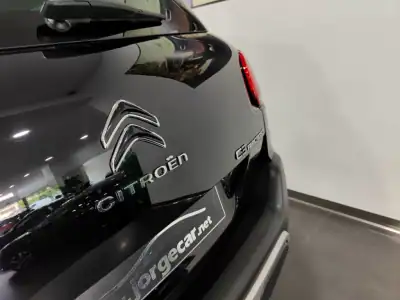 Citroën C3 Aircross 2018 - 13500 EUR, 90000 km - AUTO.MOTO.pt - 90000km - foto 17 de 33