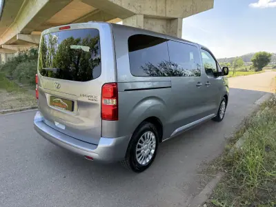 Toyota Proace Verso 2020 - 28890 EUR, 146000 km - AUTO.MOTO.pt - 146000km - foto 10 de 30