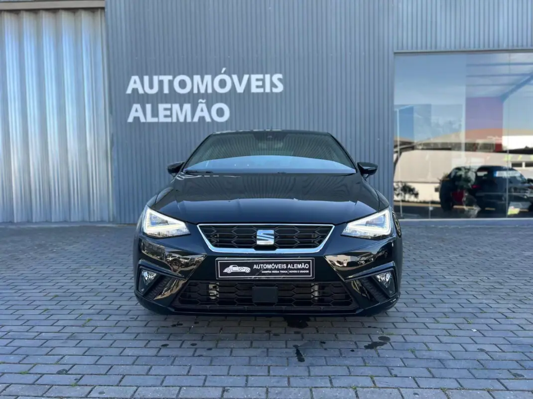 SEAT Ibiza 2025 - 19750 EUR, 19500 km - AUTO.MOTO.pt - 19500km - foto 2 de 22