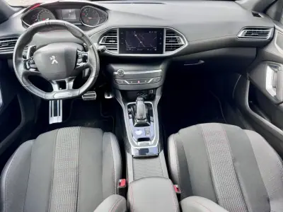 Peugeot 308 2020 - 14790 EUR, 30000 km - AUTO.MOTO.pt - 30000km - foto 11 de 29