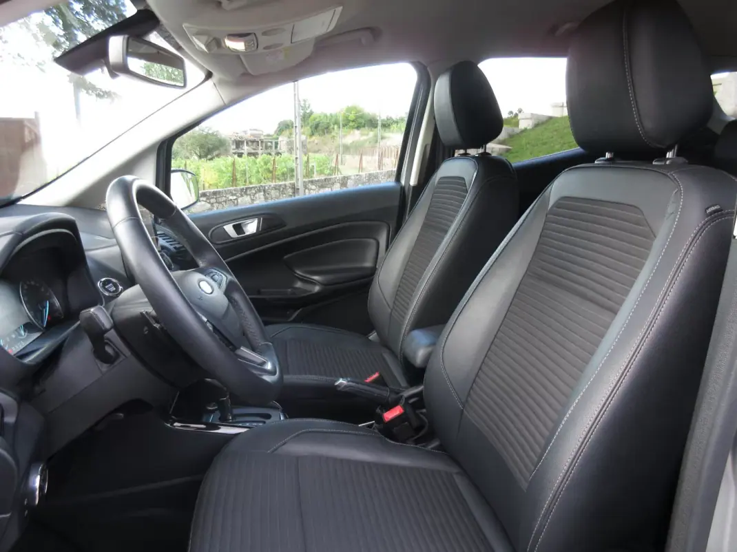 Ford EcoSport 2019 - 154900 EUR, 88000 km - 88000km - foto 24 de 54