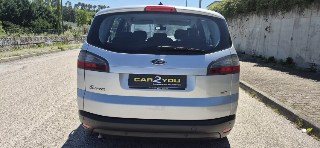 Ford S-Max 2008 - 10950 EUR, 158000 km - AUTO.MOTO.pt - 158000km - foto 27 de 28