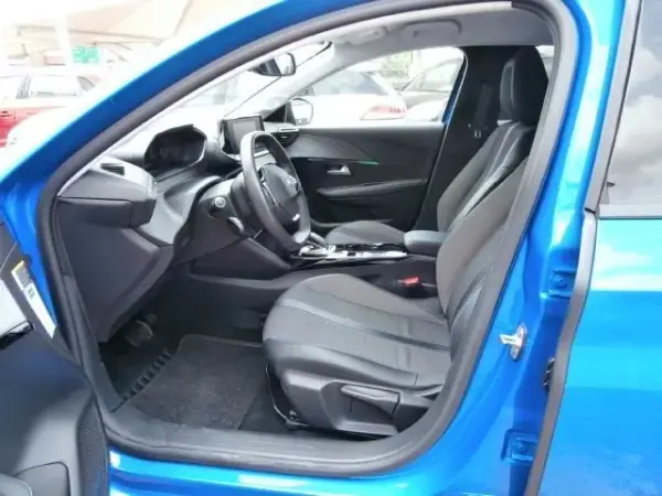 Peugeot e-208 2021 - 18000 EUR, 85265 km - AUTO.MOTO.pt - 85265km - foto 10 de 40