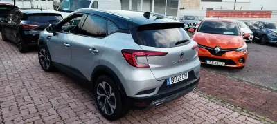 Renault Captur 2023 - 19450 EUR, 52000 km - AUTO.MOTO.pt - 52000km - foto 3 de 12