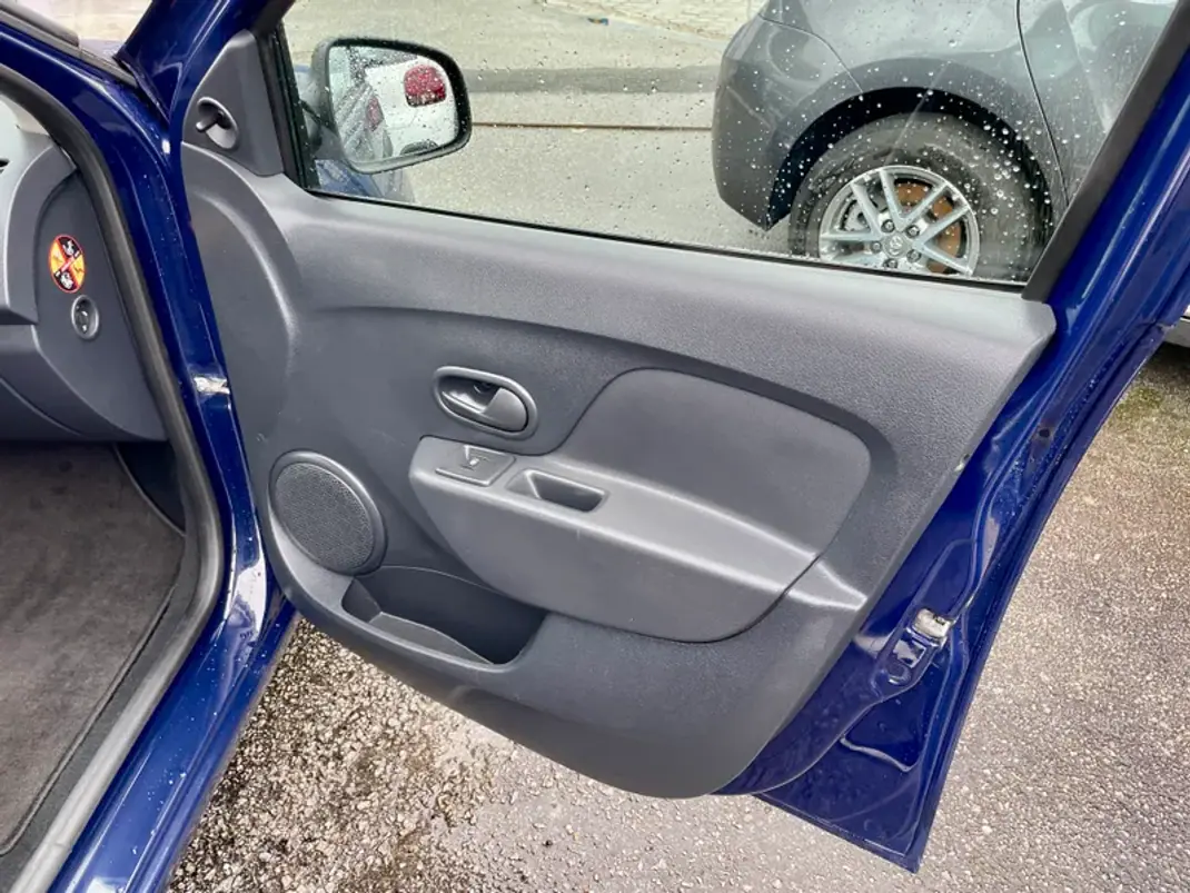Dacia Sandero 2019 - 10950 EUR, 53499 km - AUTO.MOTO.pt - 53499km - foto 24 de 26