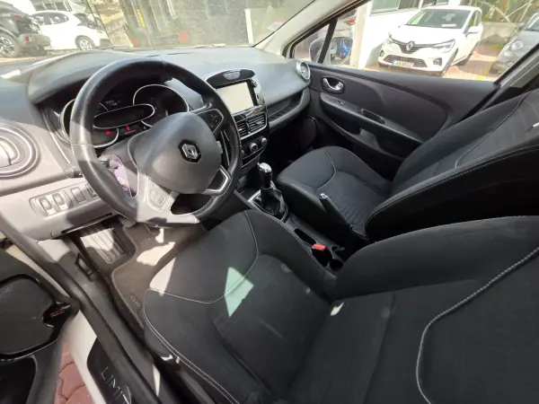 Renault Clio 1.0 TCe Limited 2016 Petrol