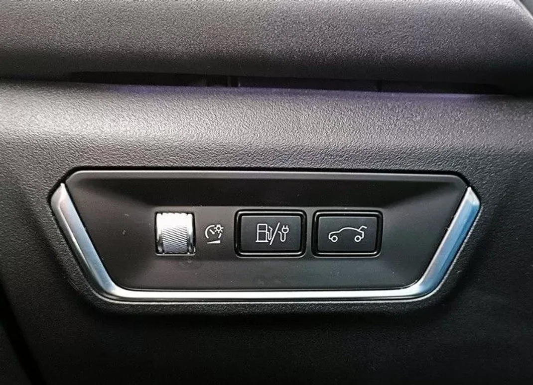 Lynk & Co 1 2022 - 29000 EUR, 29500 km - AUTO.MOTO.pt - 29500km - foto 19 de 30