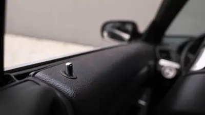 Mercedes-Benz E 250 2009 - 11999 EUR, 478000 km - AUTO.MOTO.pt - 478000km - foto 34 de 35