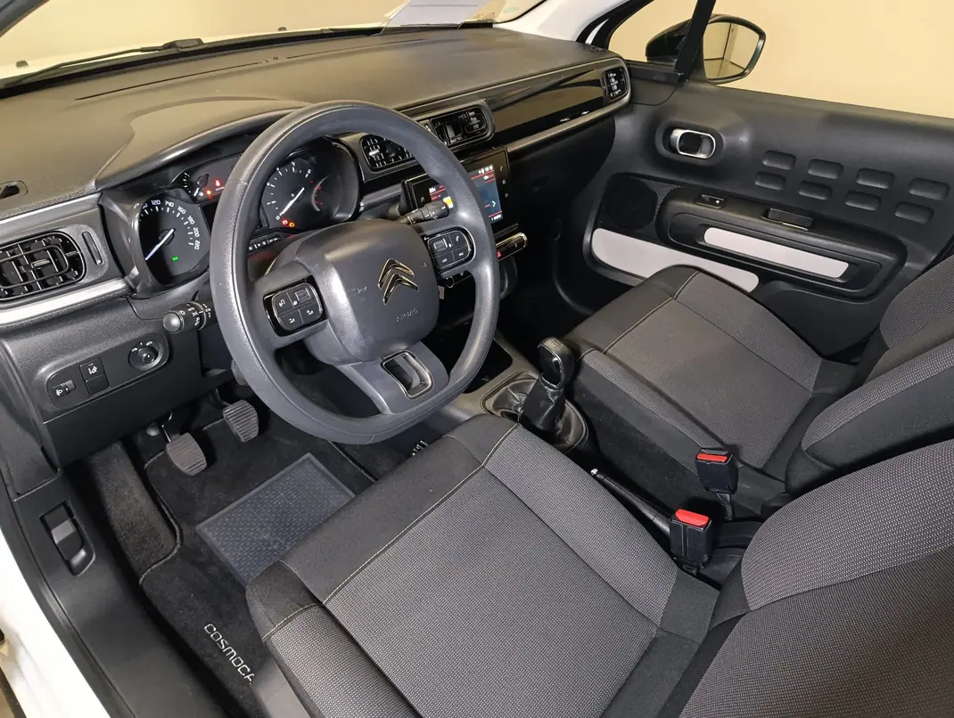 Citroën C3 2019 - 10400 EUR, 82650 km - AUTO.MOTO.pt - 82650km - foto 4 de 13