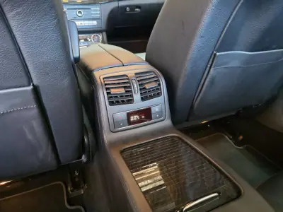 Mercedes-Benz CLS 350 2015 - 27900 EUR, 192000 km - AUTO.MOTO.pt - 192000km - foto 11 de 16